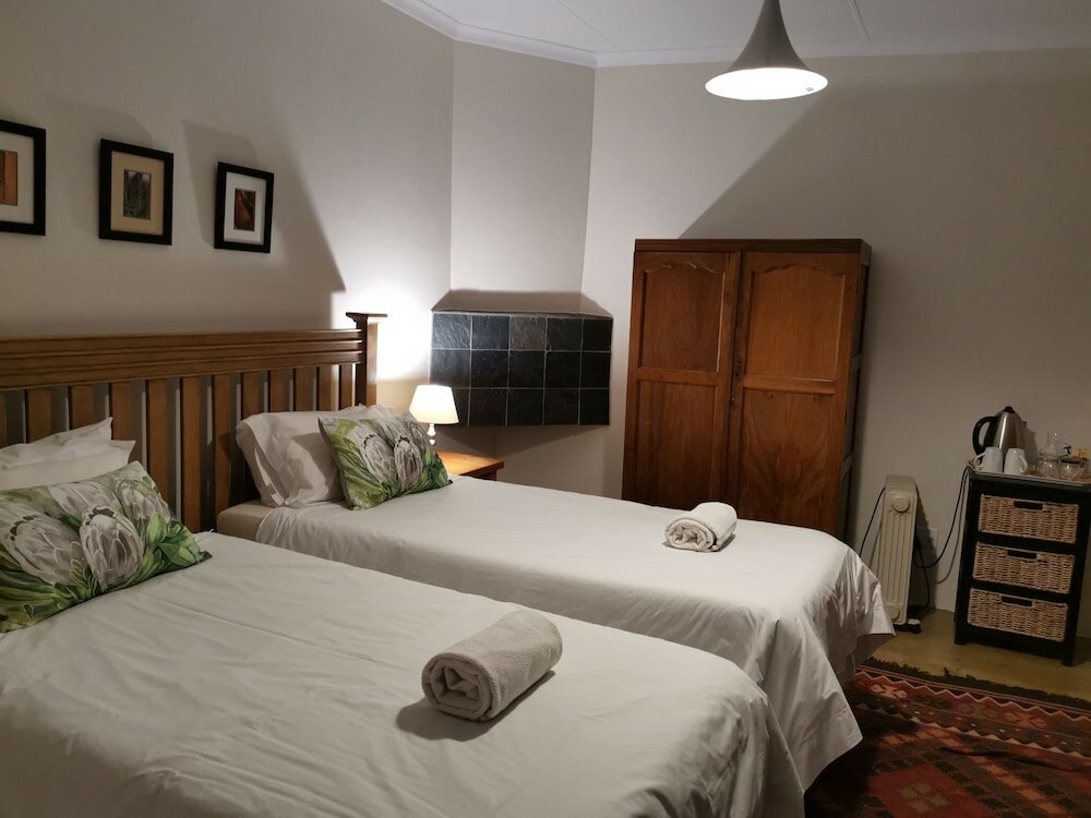 Фото The Hillside House