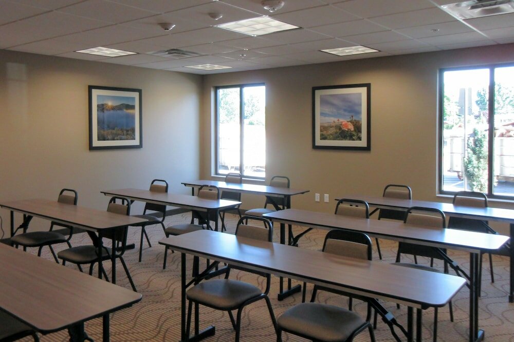 Фото Comfort Inn & Suites Boise Airport