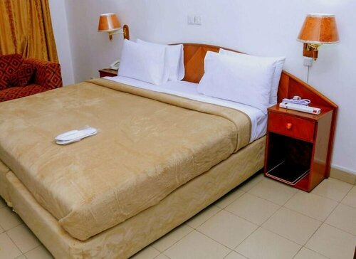 Гостиница Big 5 Junior Lodge в Лубумбаши