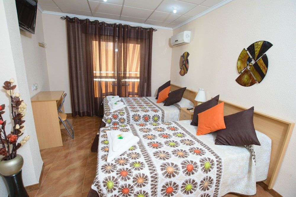 Фото Hostal Carrizo