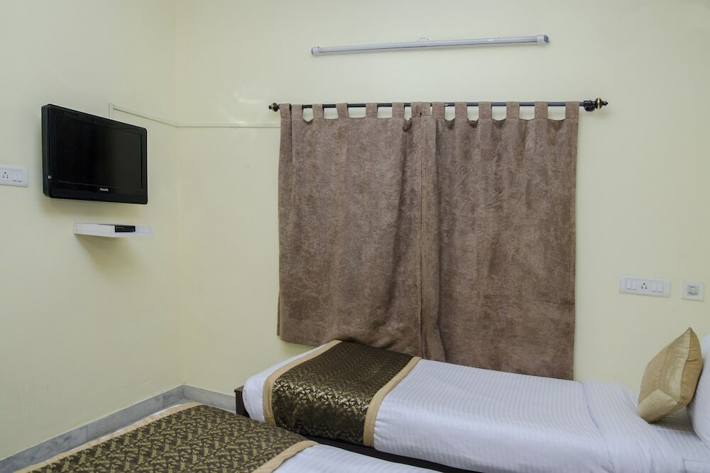 Фото Oyo 11360 Western Enclave