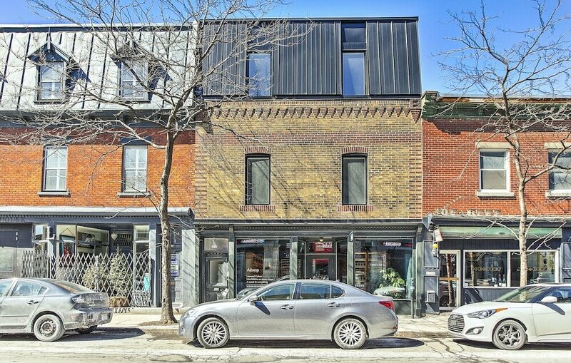 Гостиница Destination Stays Little Burgundy Dt Mtl в Монреале