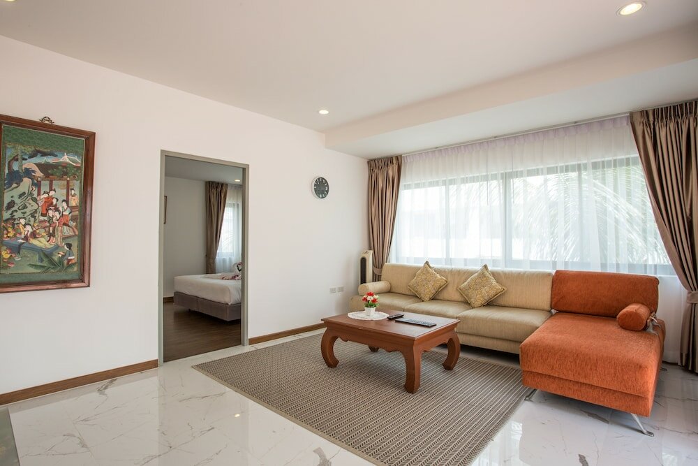 Фото The Suites Apartment & Residence Phuket