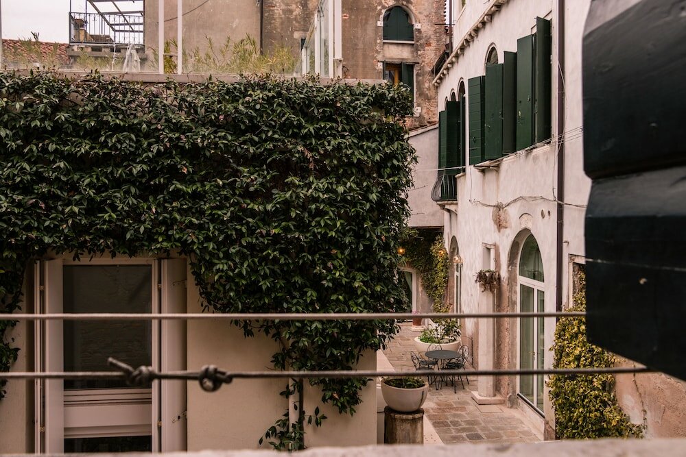 Фото Ca' Barbo Romantic Apartment in Venice