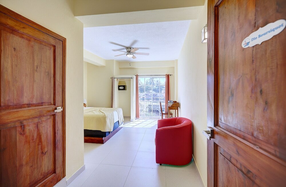 Фото L'auberge du Vieux Port