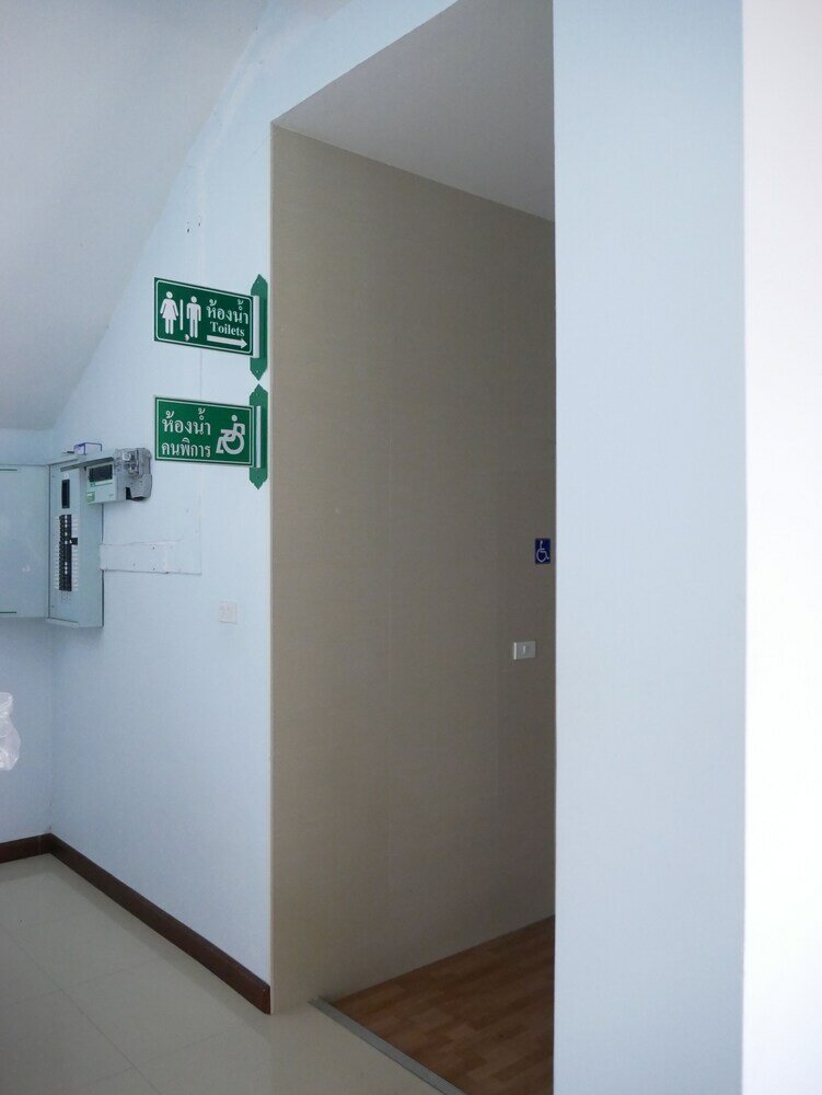 Фото Baandoungkamol Hotel