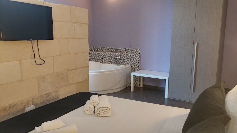 Фото Up Room & Suite