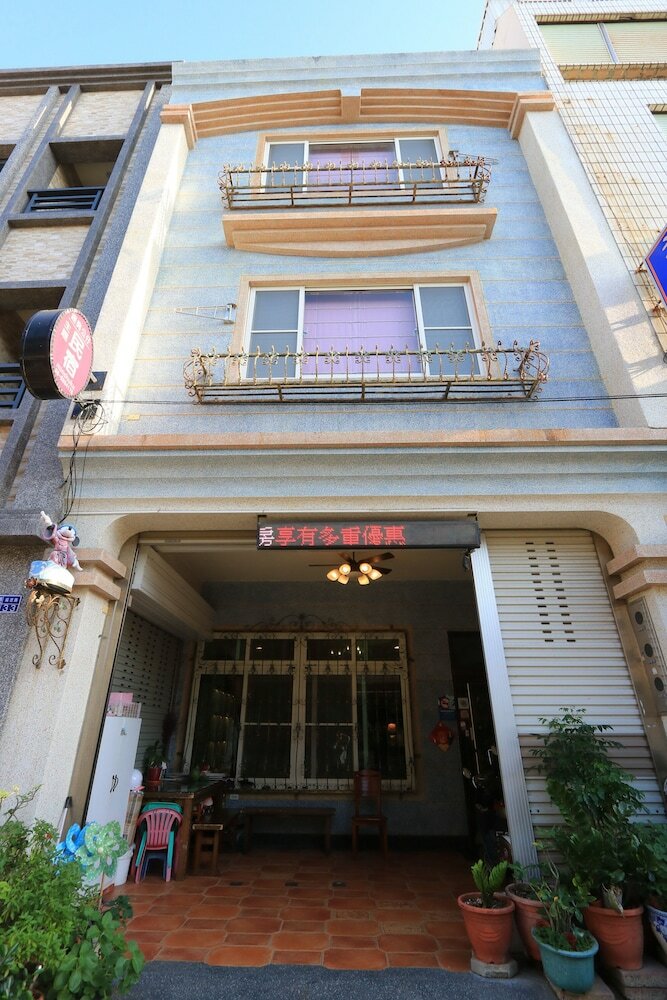 Фото отеля 1