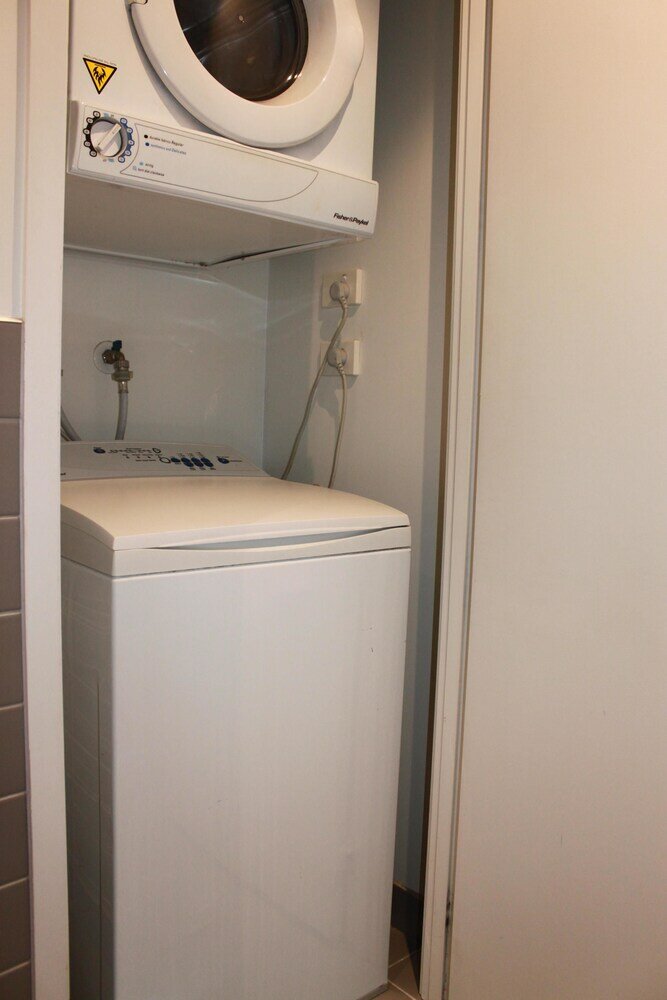 Фото Waterfront Highrise Apartment