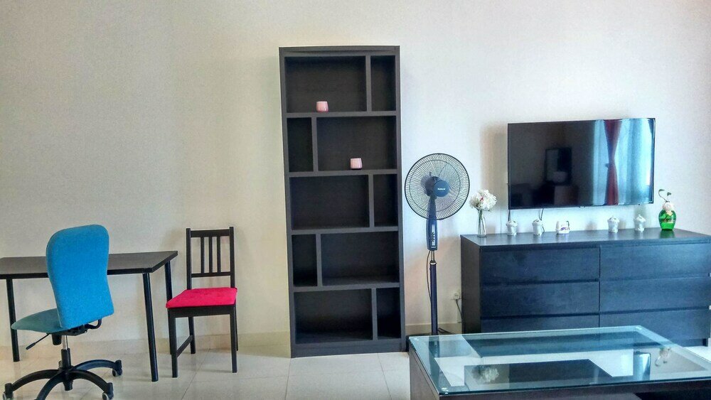 Фото Royal Regent Condominium by iHost