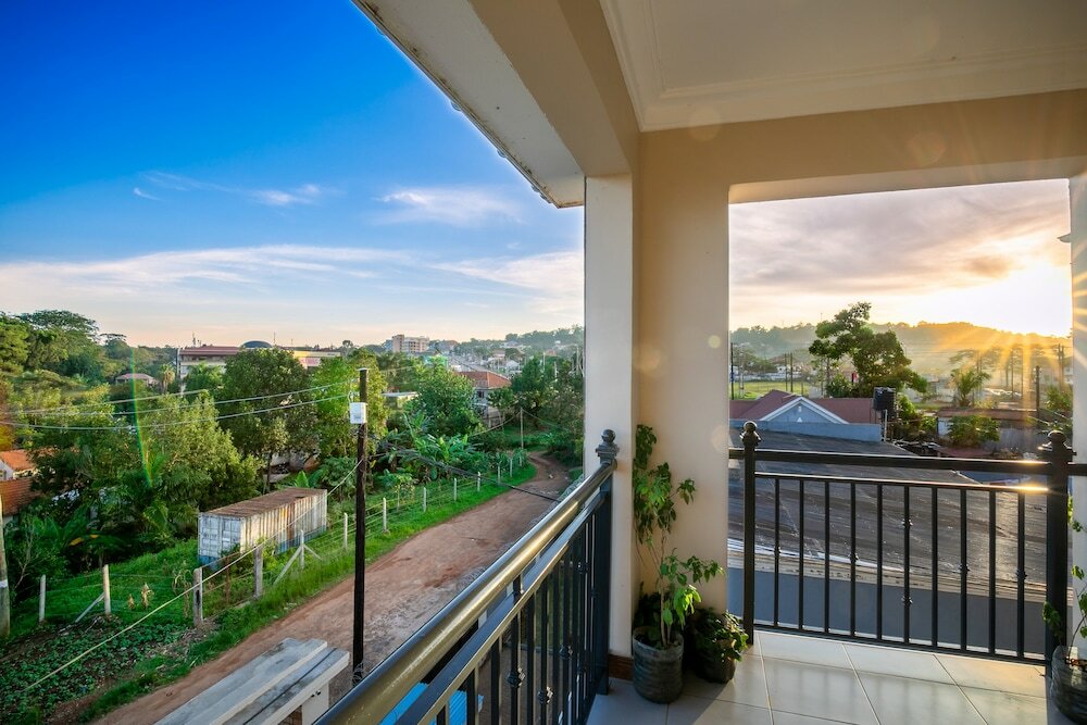 Фото Saffron Beach Bistro & Cottages