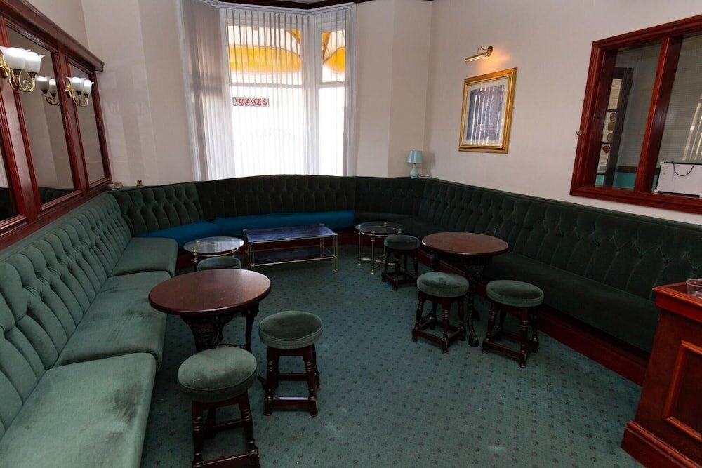 Фото The Riviera Hotel