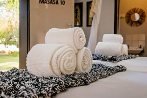 Гостиница Shoestrings Backpackers & Bar