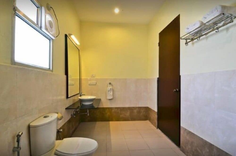 Фото The Rajwada Resort and SPA