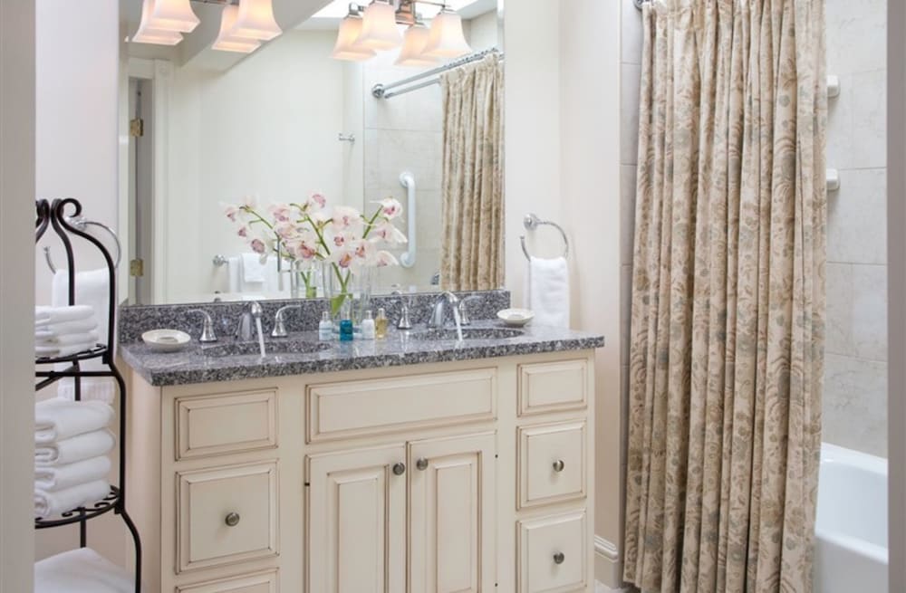 Фото Belfast Bay Inn