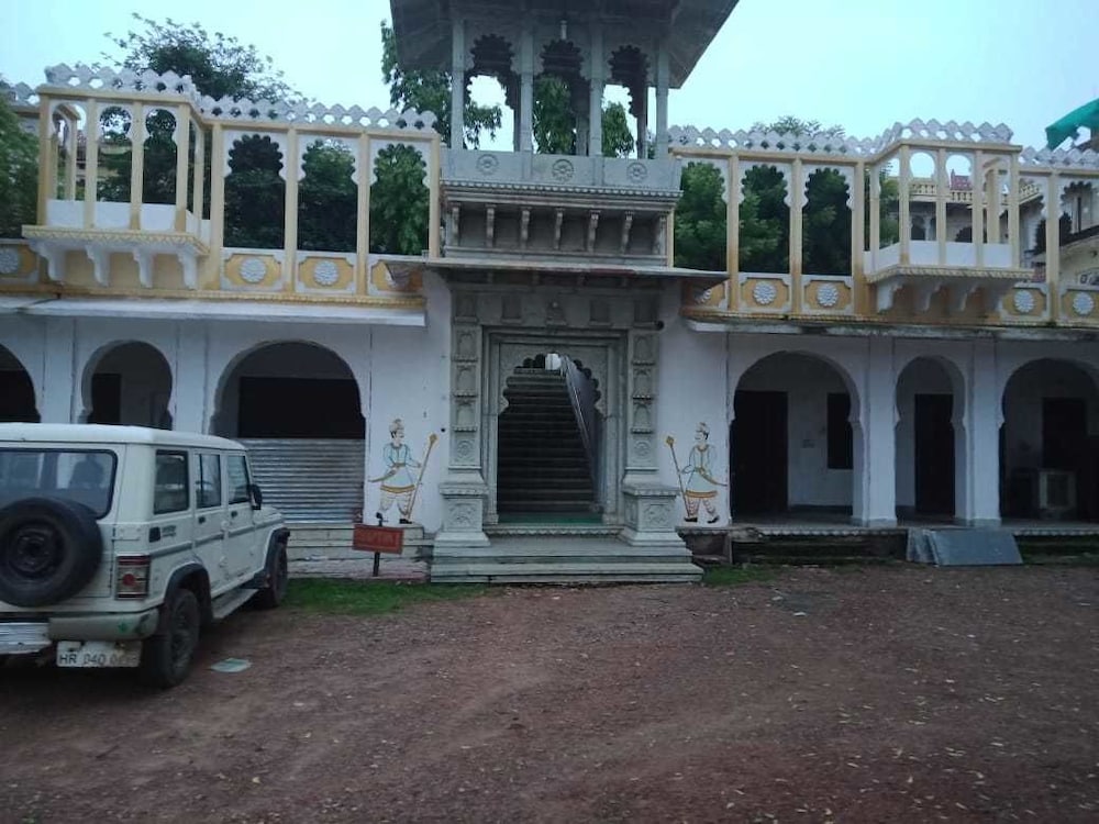 Фото Bassi Fort Palace