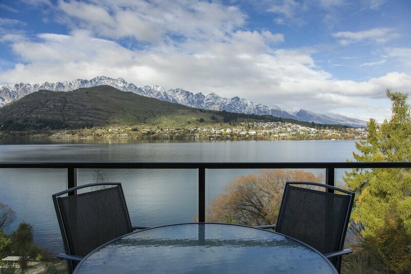 Гостиница Cloud9 Luxury Apartments Queenstown в Куинстауне