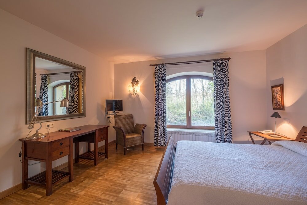 Фото Hotel El Molino de Salinas