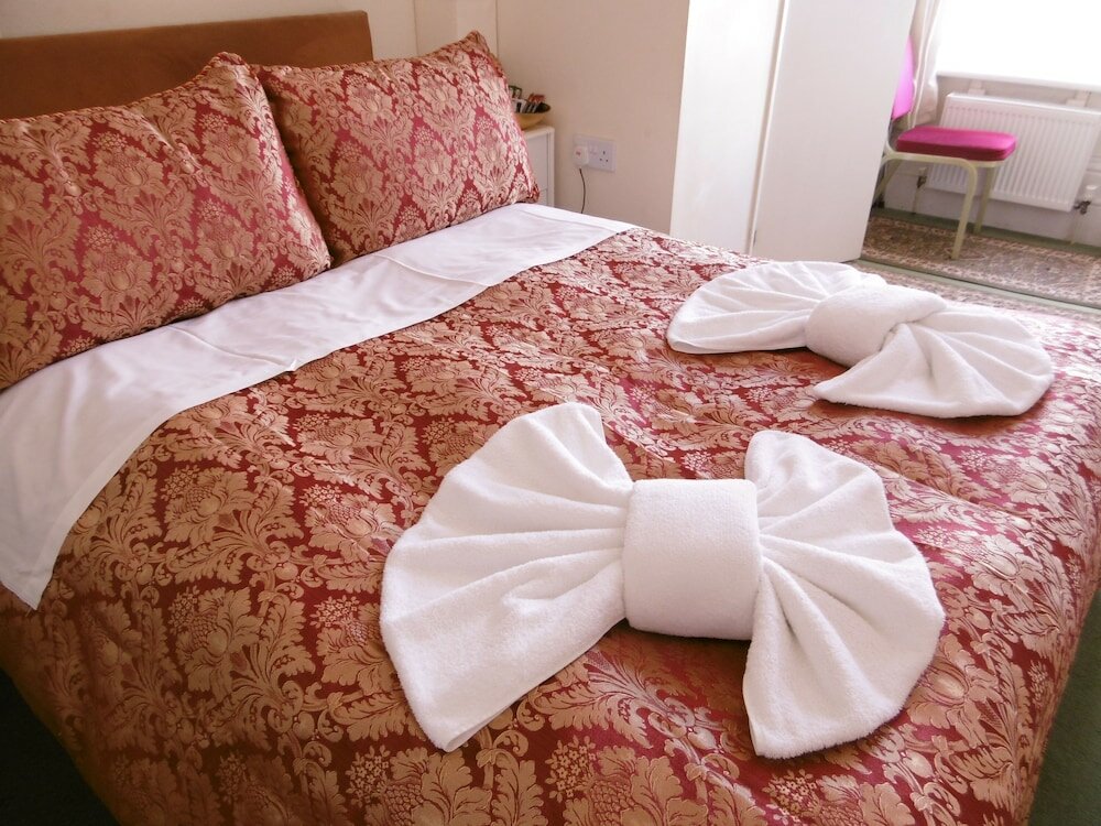 Фото The Ellesmere Hotel