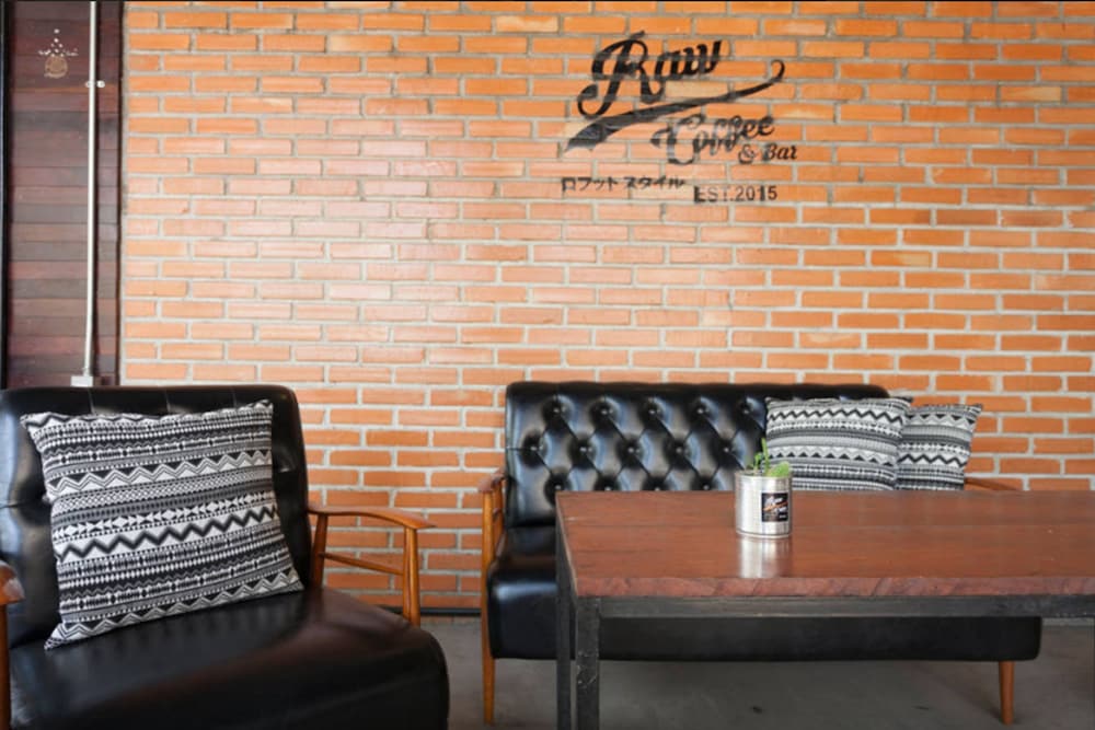 Фото Buri Hotel and Hostel