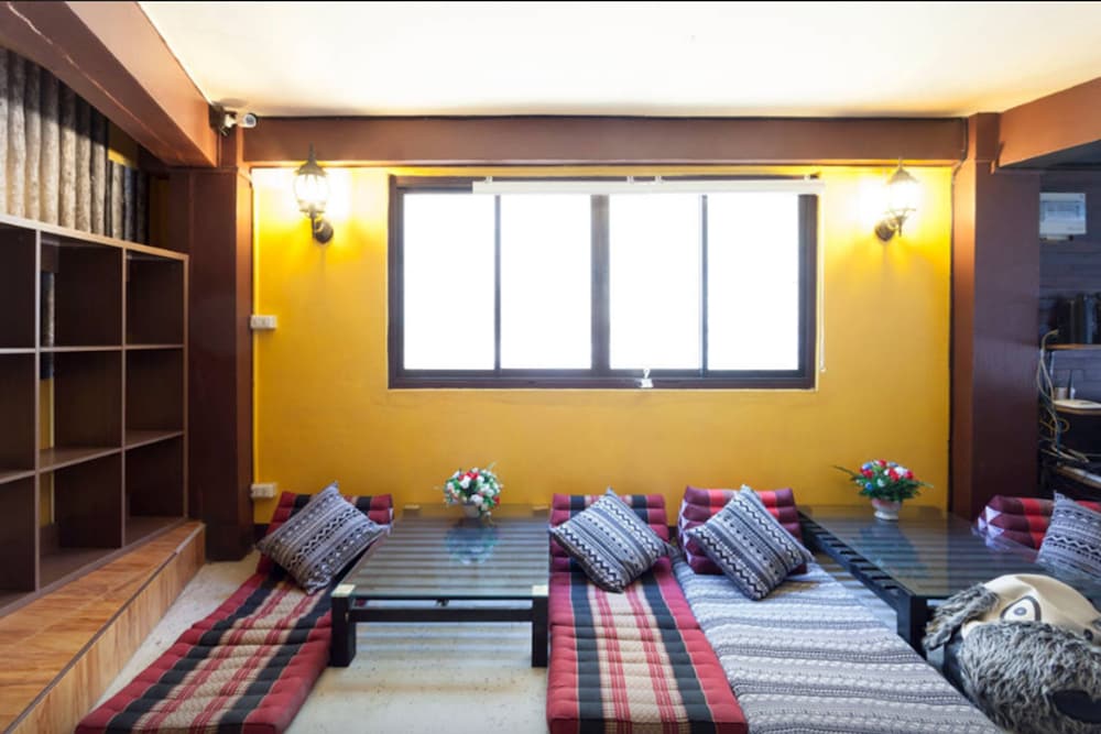 Фото Buri Hotel and Hostel