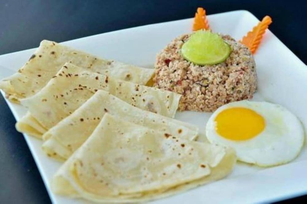 Фото Local Island Inn