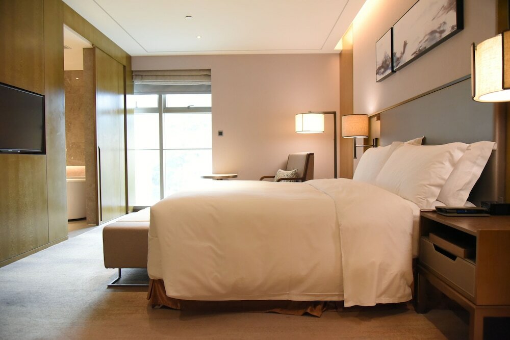 Фото DoubleTree by Hilton Hotel Shiyan