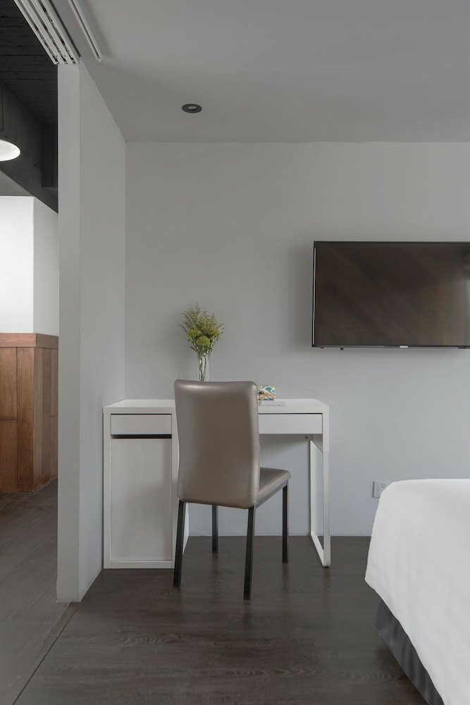 Фото Calligraphy Greenway Hotel