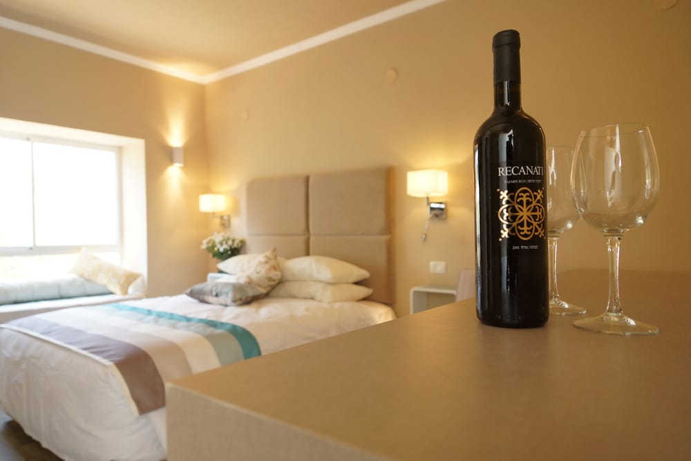 Фото Erettz Zeelim