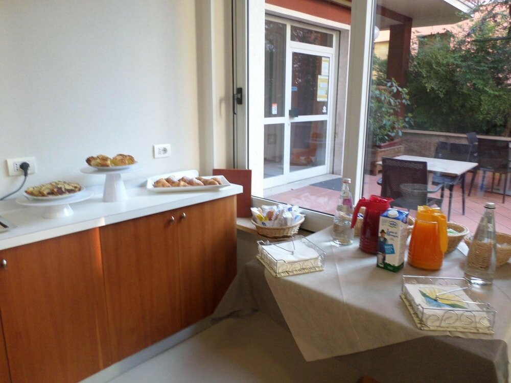 Фото Hotel Capinera