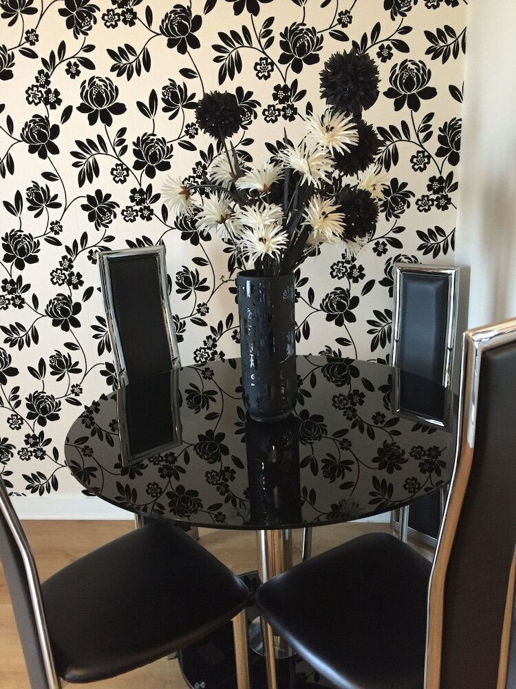 Фото Oakhill Apartments Edinburgh