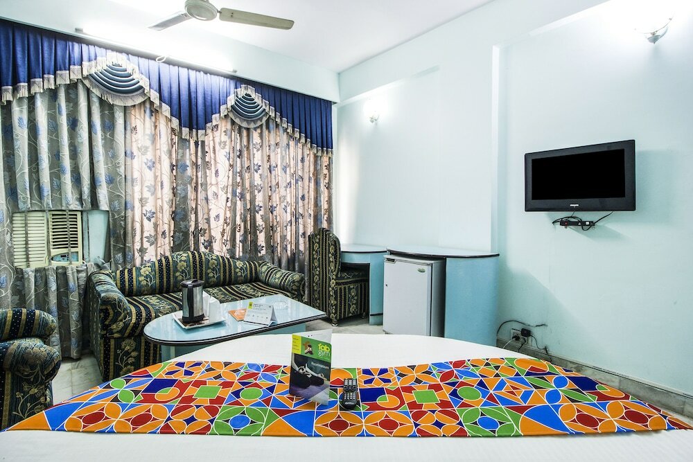 Фото FabHotel Mayfair Inn