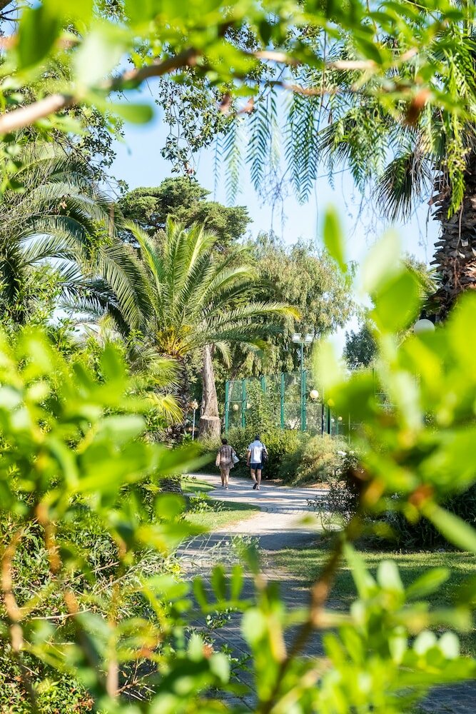 Фото Hotel Wellness Resort Riva degli Etruschi