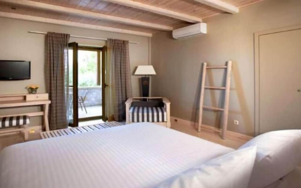 Фото Melitsina Village Hotel