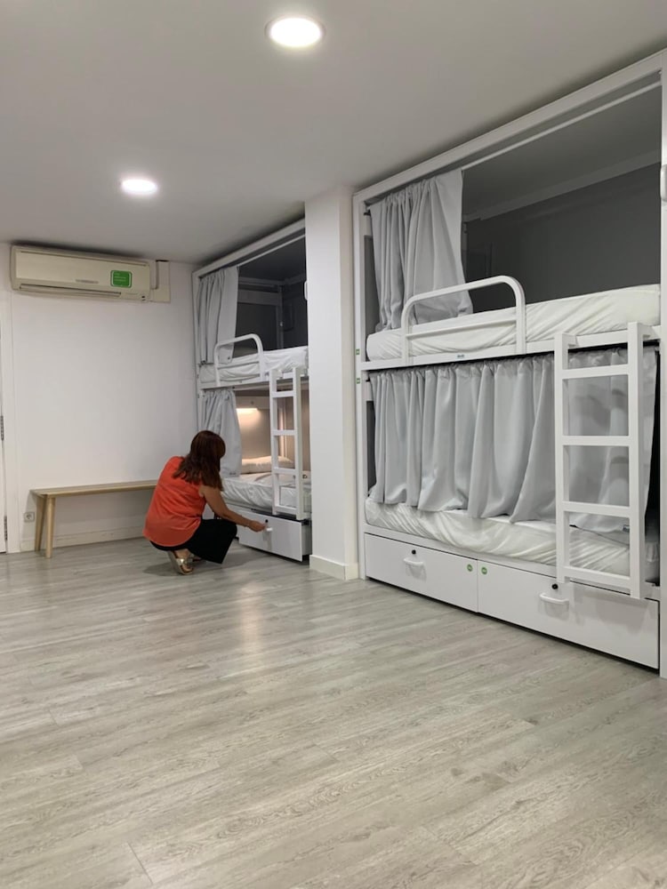 Фото Alberguinn Youth Hostel