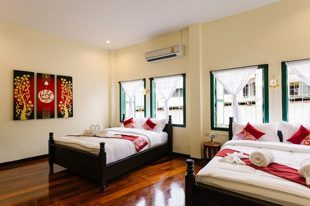 Фото Srisomboon Hostel