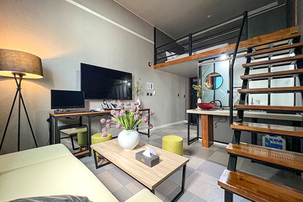 Фото Malu Hotel Suwon