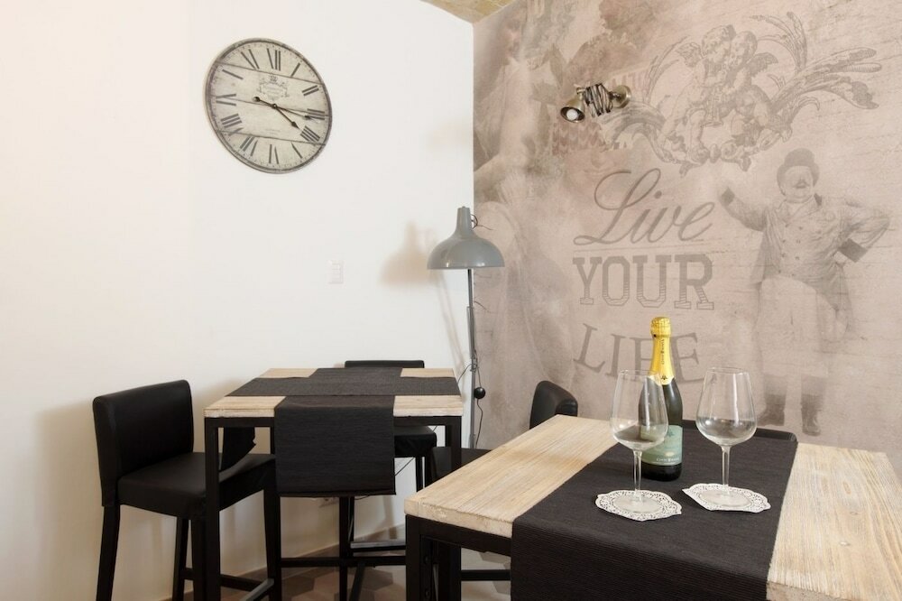 Фото Suite Maggiore