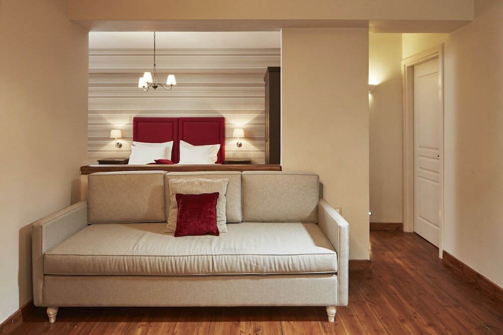 Фото Nefeles Mainalon Luxury Residences & Lounge