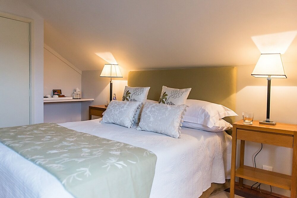 Фото Lypiatt House Hotel