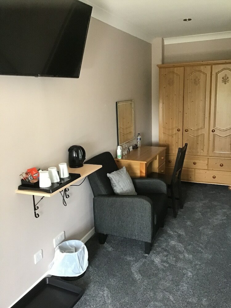 Фото The New Inn Motel