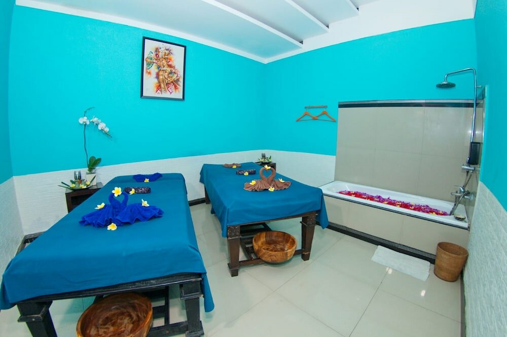 Фото Abian Harmony Hotel