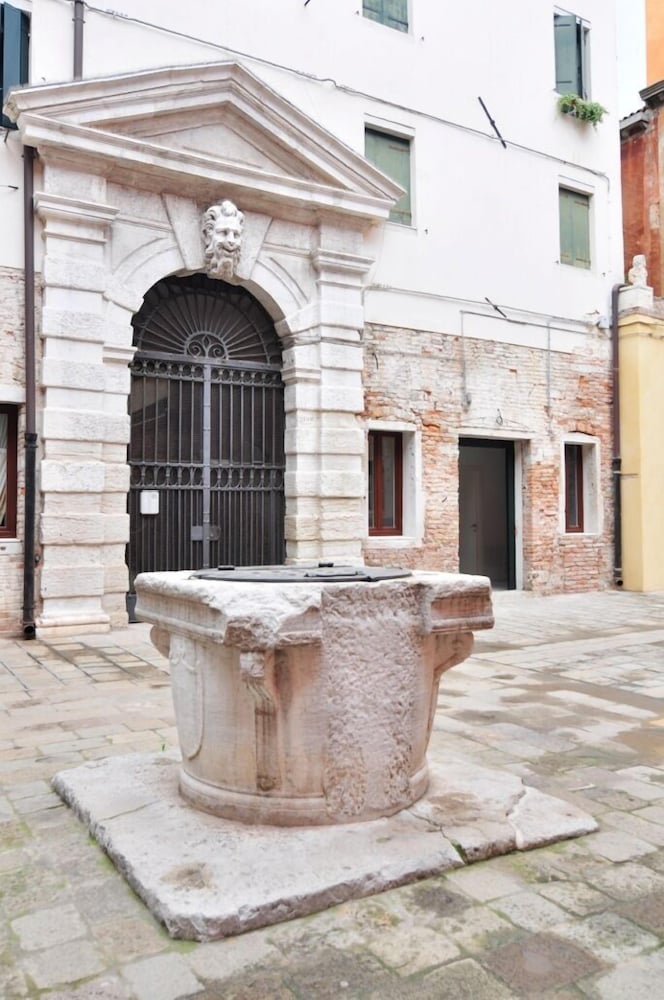 Фото Al Mascaron Ridente