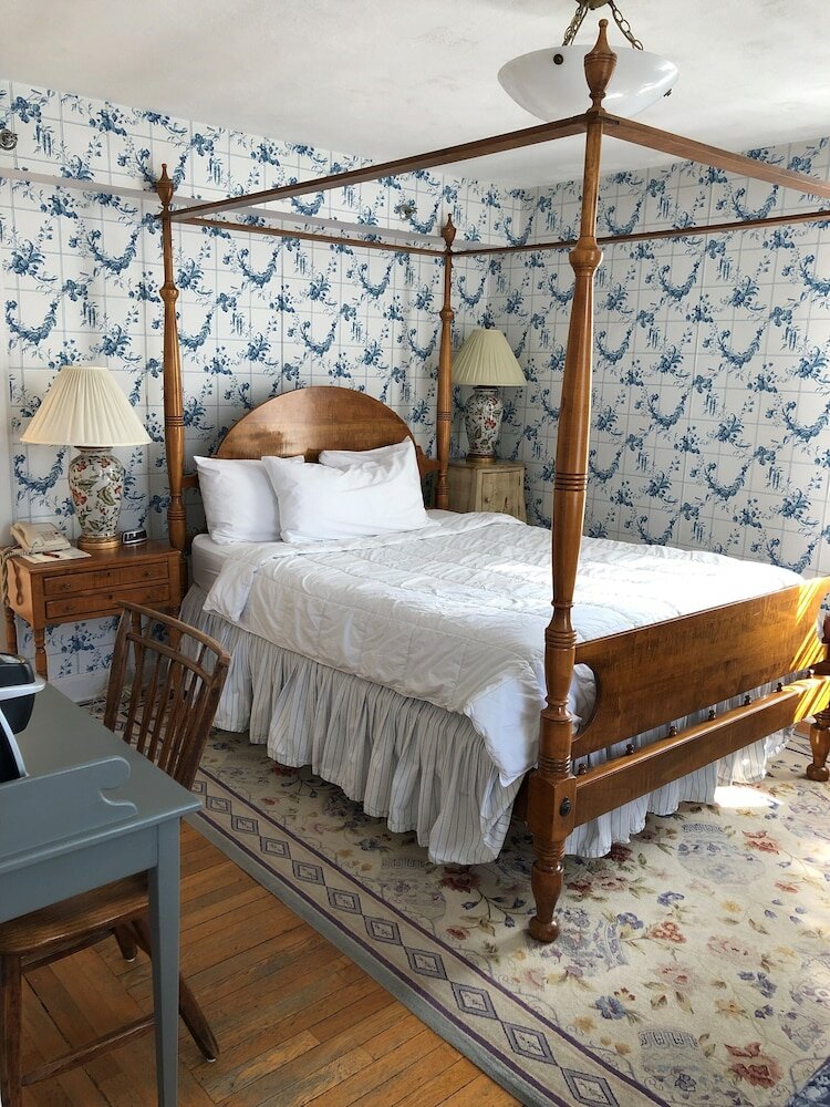 Фото Beekman Arms Hotel