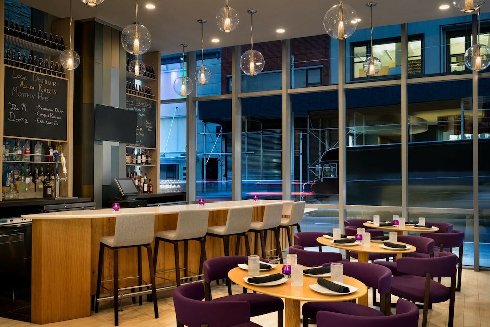 Фото Embassy Suites by Hilton New York Manhattan Times Square