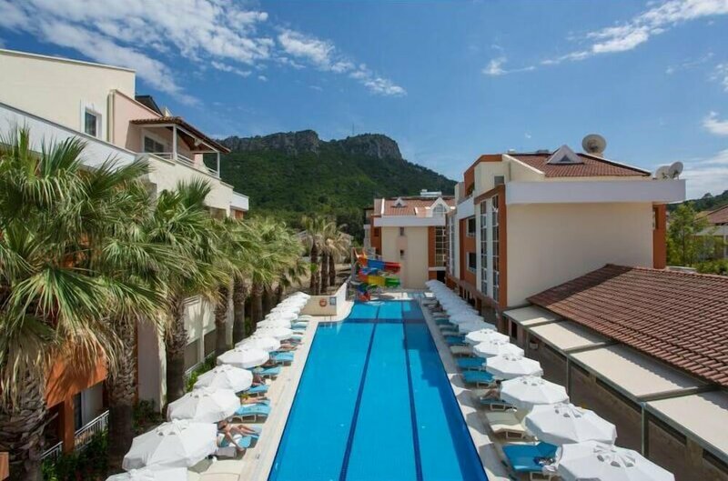 Гостиница Lavia Hotes Kemer в Кемере