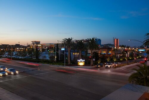 Гостиница SpringHill Suites by Marriott Huntington Beach Orange County в Хантингтон-Бич