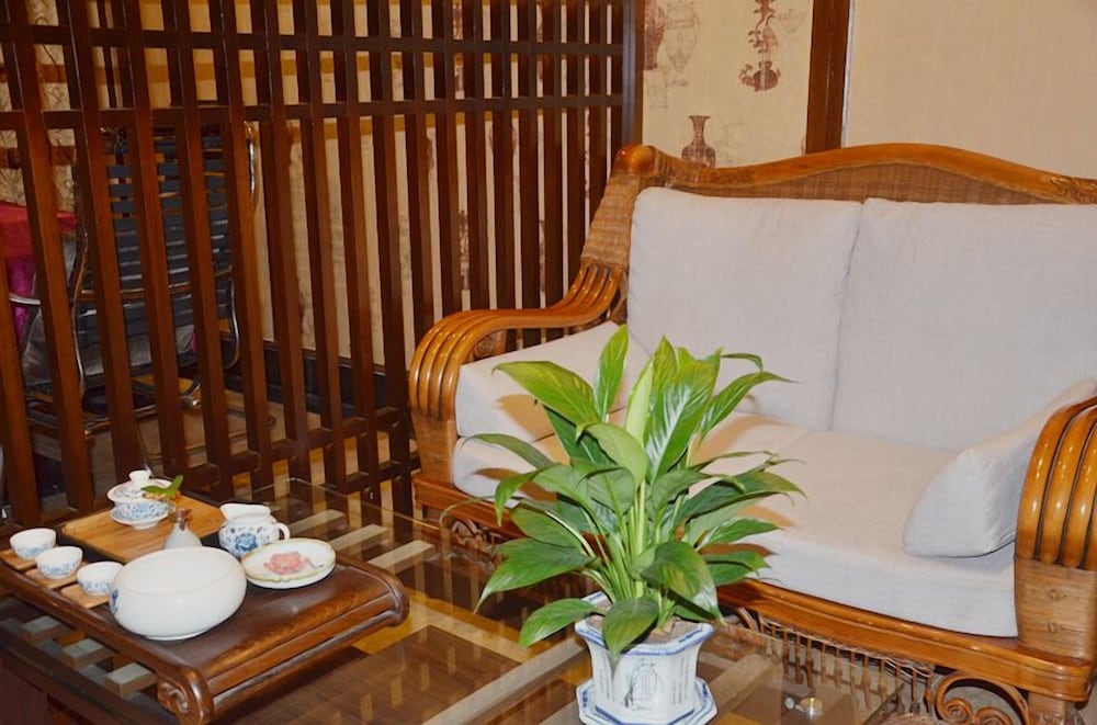 Фото Qingju Chengdu Sports Center Branch