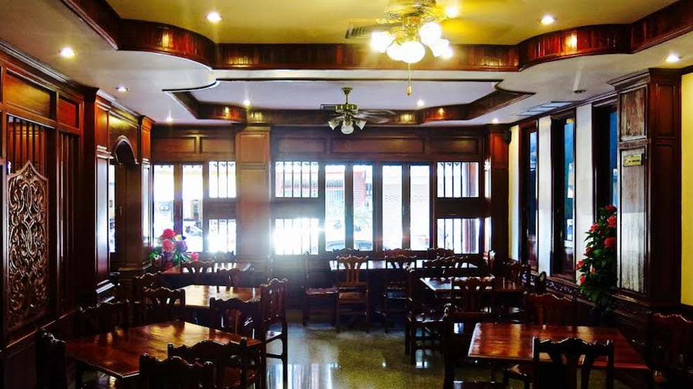 Фото Khampiane Boutique Hotel