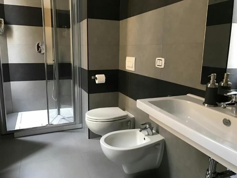 Фото Sensation House